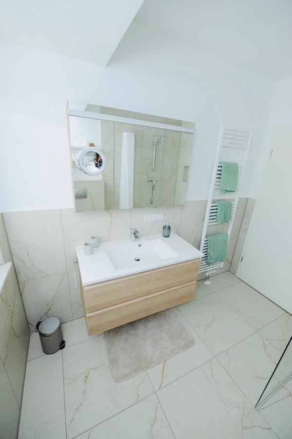 Neu - Premium-Ferienhaus Mosel-Sonne Traben-Trarbach Zewnętrze zdjęcie