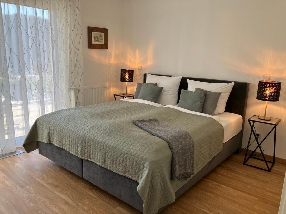 Neu - Premium-Ferienhaus Mosel-Sonne Traben-Trarbach Zewnętrze zdjęcie